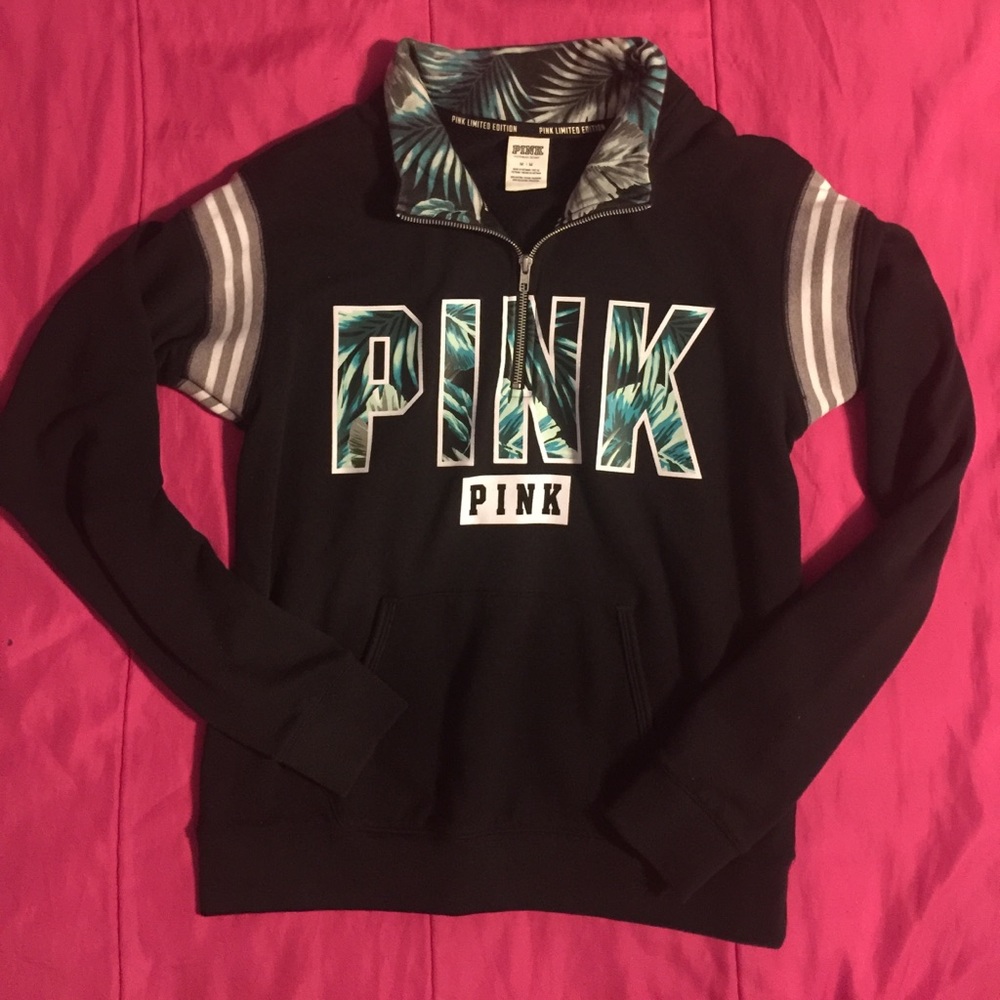 ❌SOLD❌✨RARE✨Victoria’s Secret Pink hoodie M